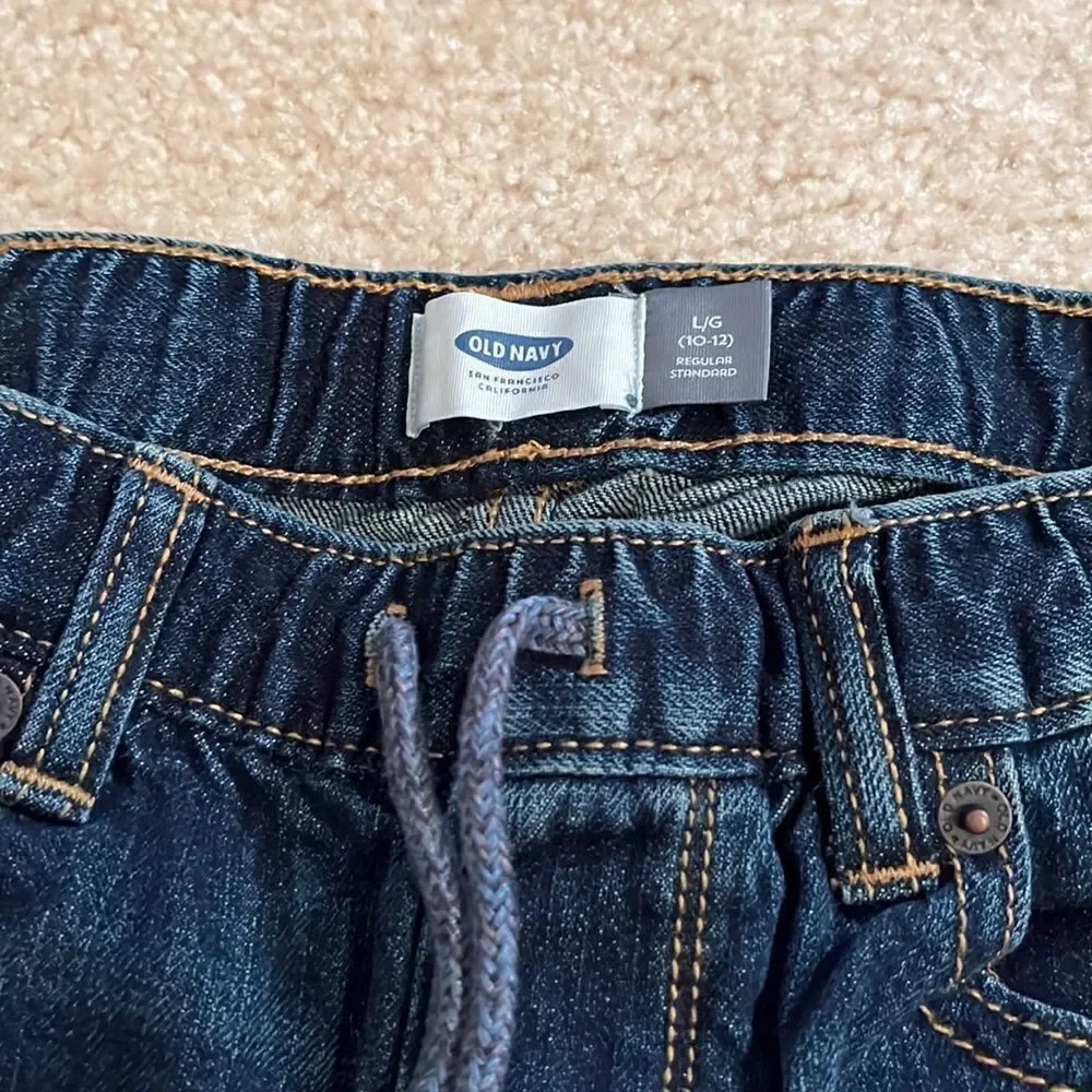 OLD NAVY SIZE LARGE JEAN SHORTS